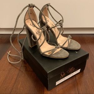 Brand new tie up heels